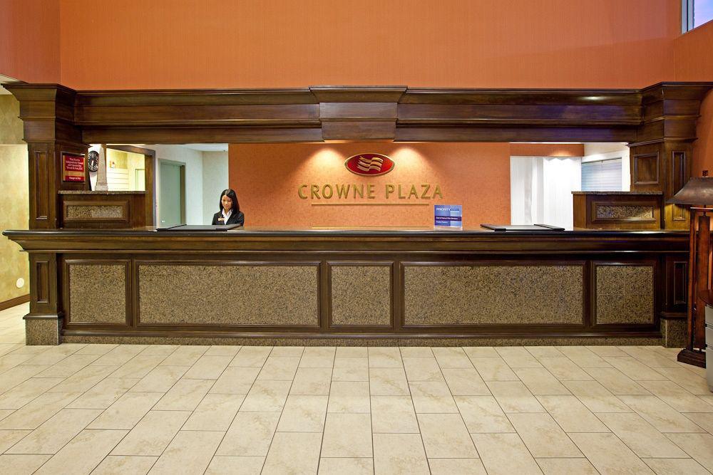 Quality Hotel Conference Center Cincinnati Blue Ash Interior photo